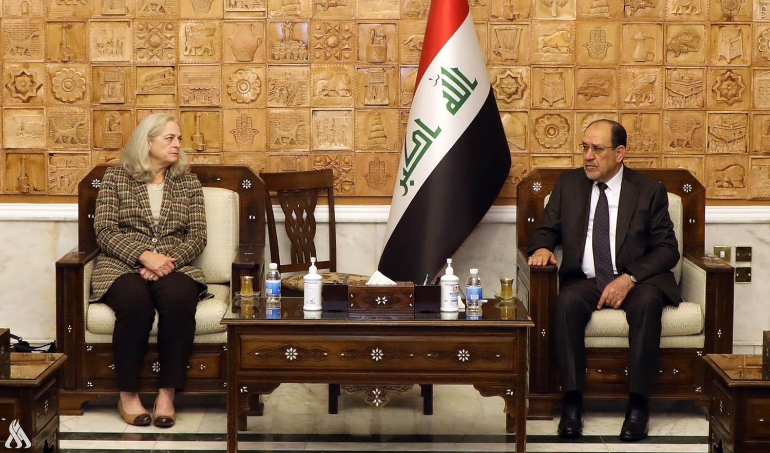 رئيس الوزراء العراقي السابق نوري المالكي يستقبل السفيرة الأميركية في بغداد الينا رومانسكي