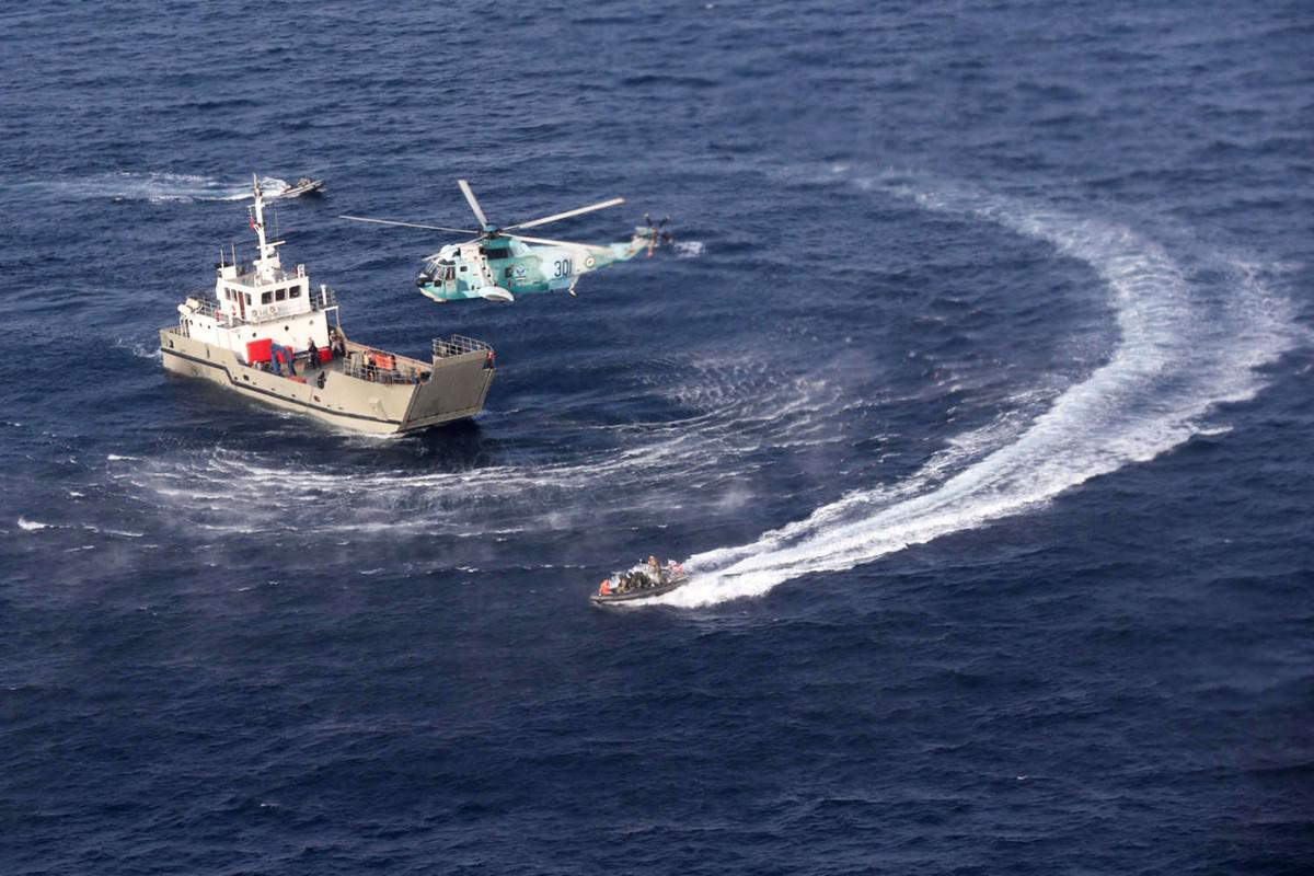 الغرب ينظر بقلق كبير تجاه المناورات البحرية