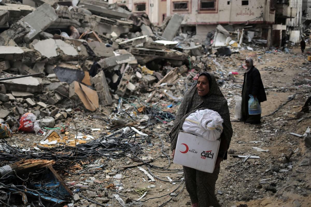 الظفر بالمساعدات يعتبر انجازا لسكان غزة
