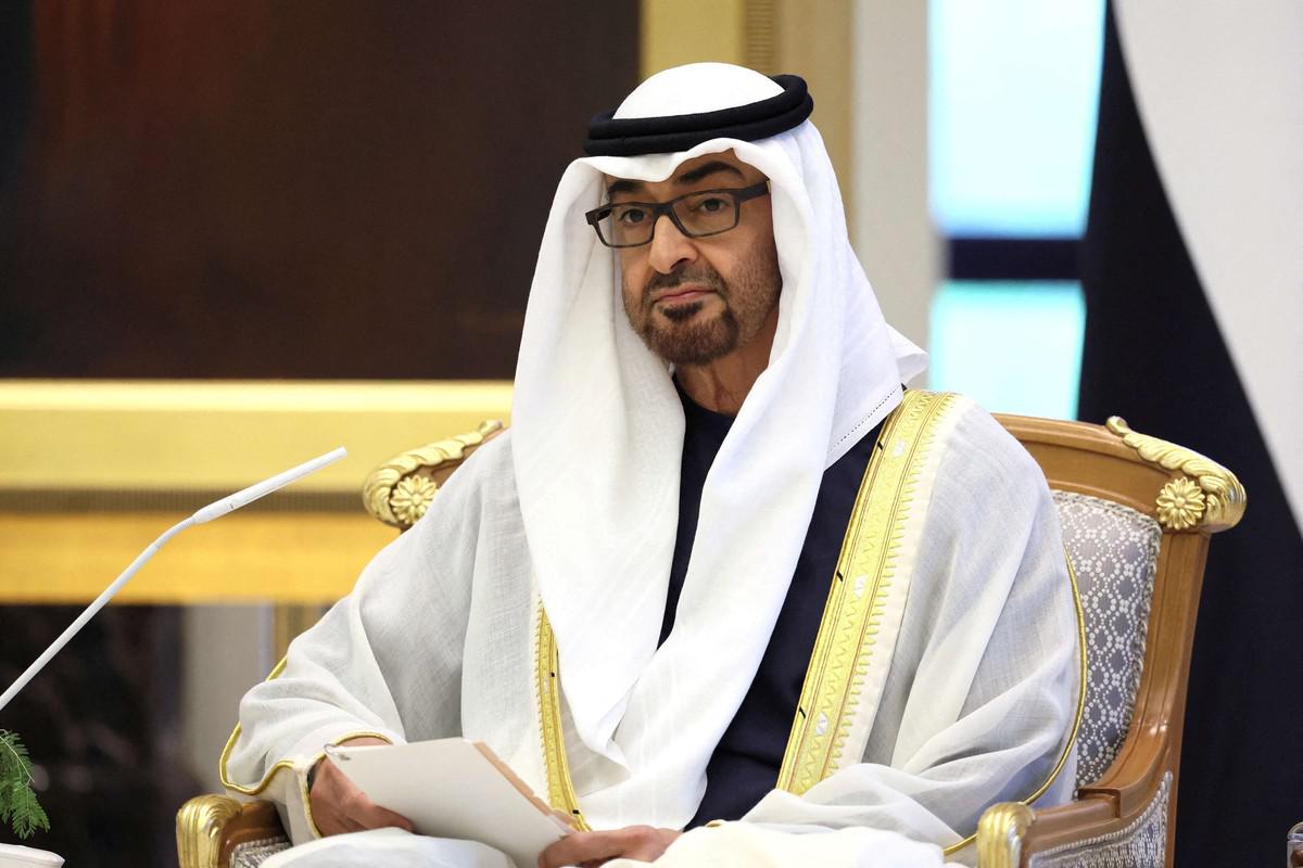 الشيخ محمد يولي أهمية بالغة لتعزيز الشراكات الاقتصادية مع مختلف الدول 