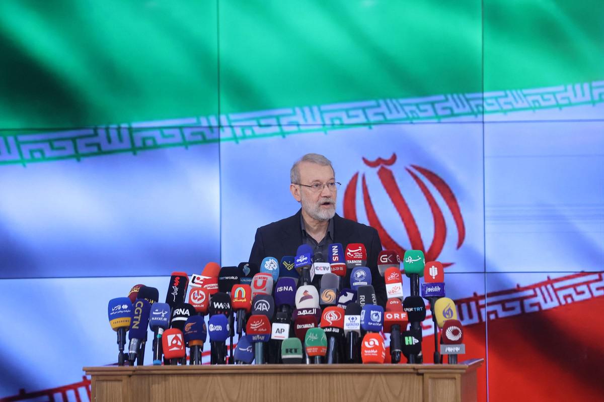 علي لاريجاني يركز على معالجة المشكلات الاقتصادية في حملته الانتخابية