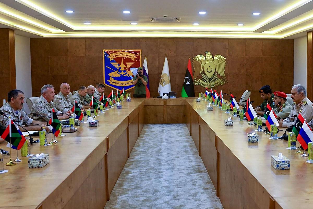 الولايات المتحدة تنظر بقلق إلى التعاون العسكري المتنامي بين روسيا وليبيا   