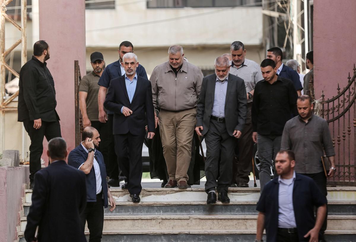 قيادات حماس تخضع لتجميد الأصول وحظر السفر إلى الاتحاد الأوروبي