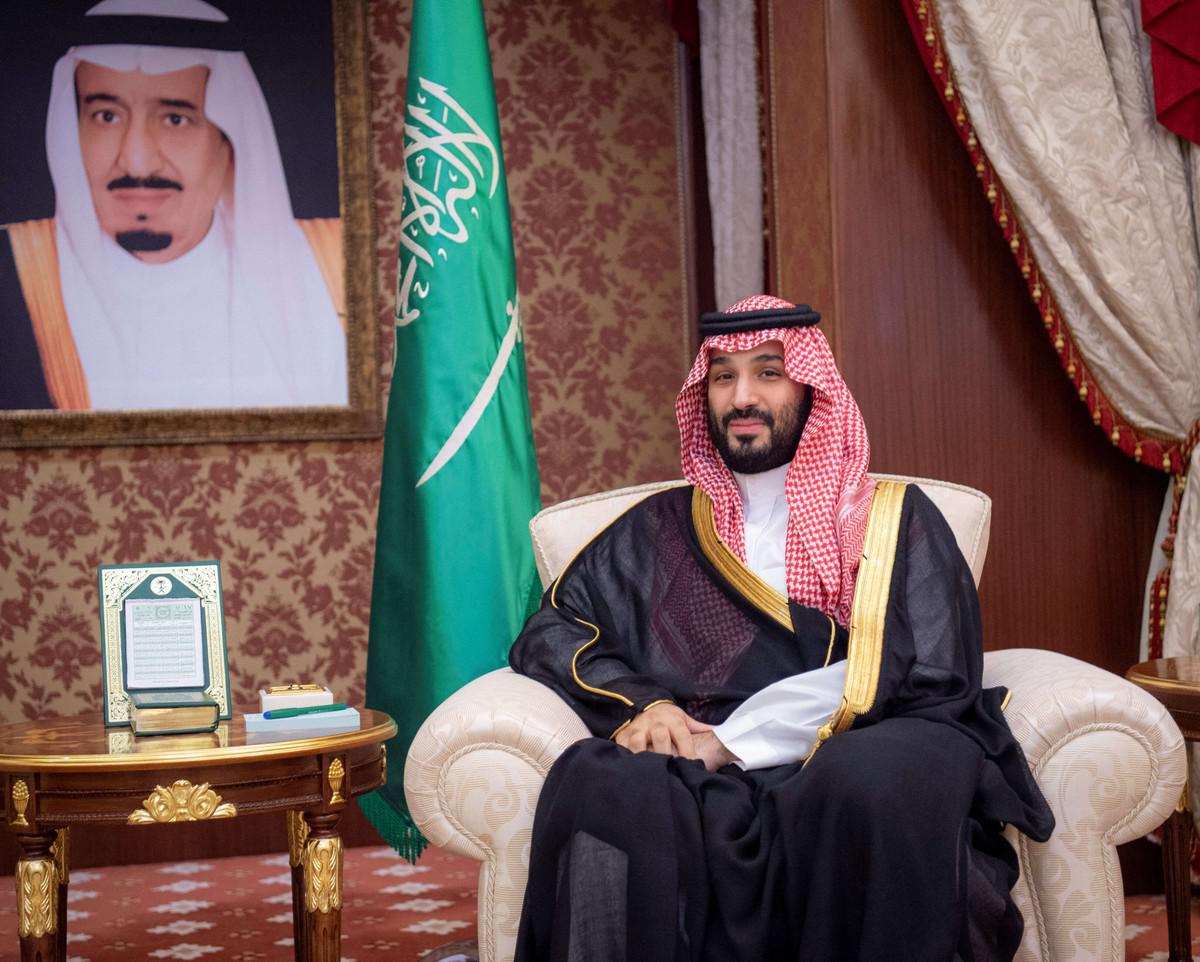 ولي العهد السعودي يدعو  لتعزيز التعاون مع إيران 