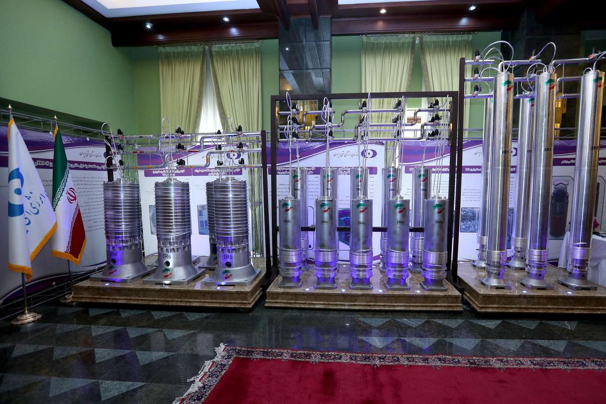 ايران تواصل تجاهل التحذيرات الغربية بشأن برنامجها النووي