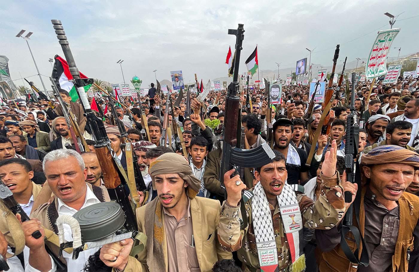 Tightening the noose on Houthis