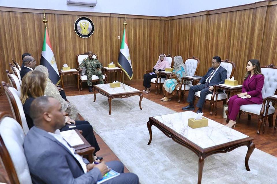 الرهان حجر عثرة أمام جهود انهاء الحرب في السودان