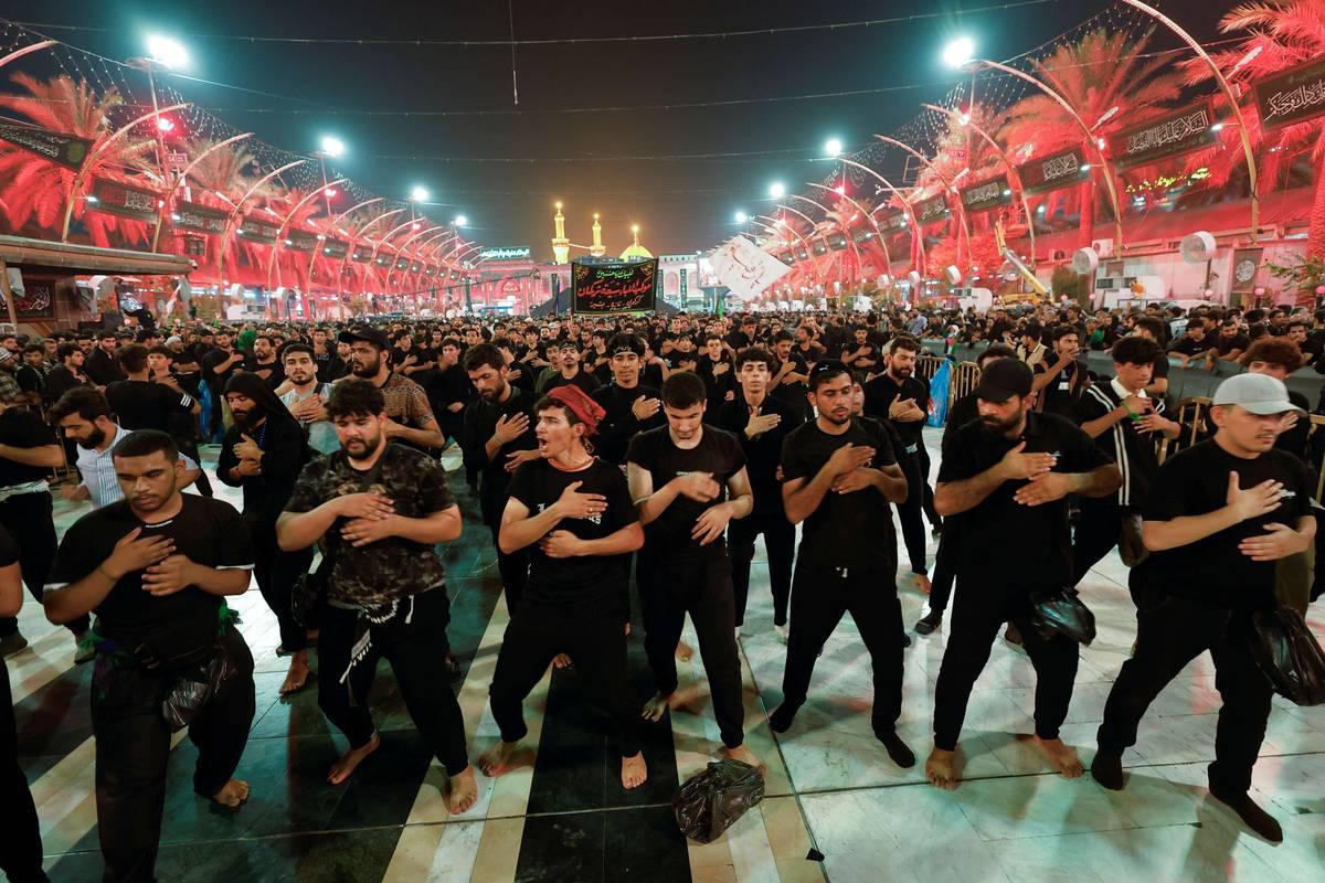 مواكب شيعية احتفالا بذكرى أربعينية الحسين