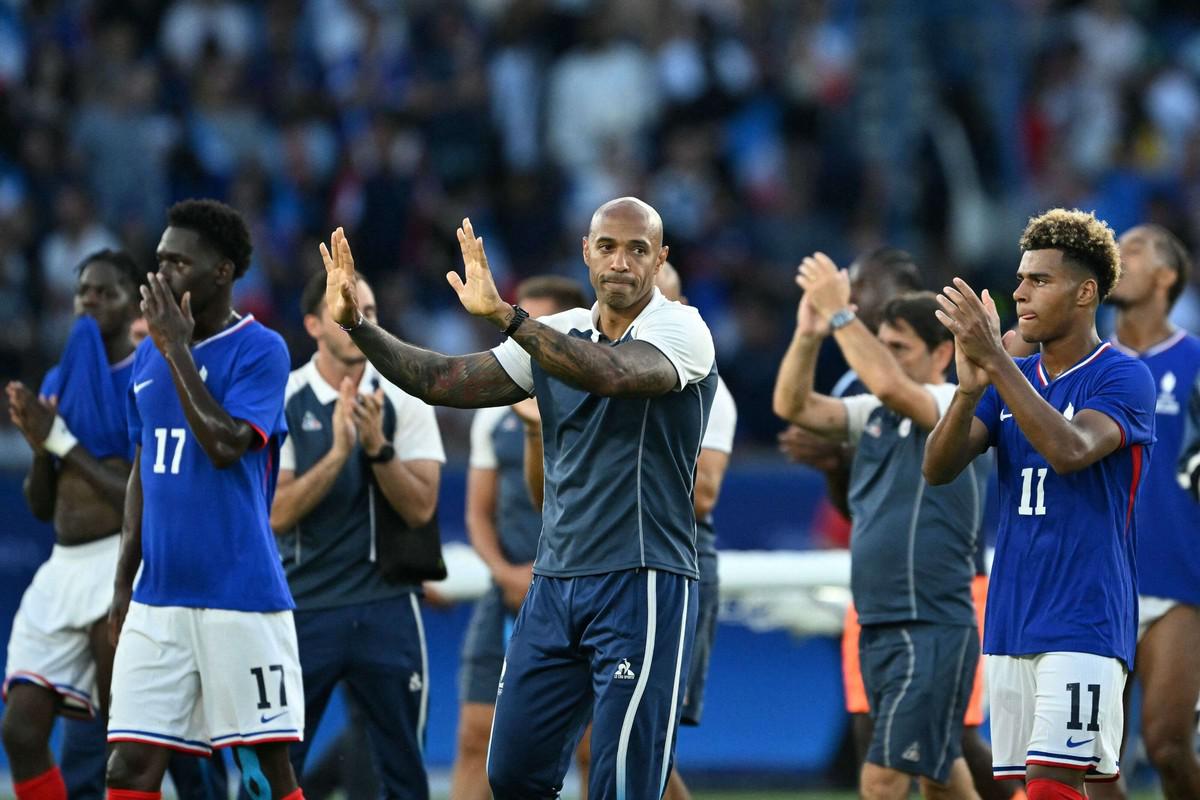 لاروخا تتفوق على الديوك 5-3 بعد التمديد
