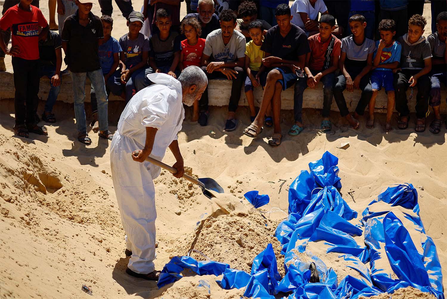 The ICC’s founding Rome Statute defines the desecration of dead bodies as a war crime