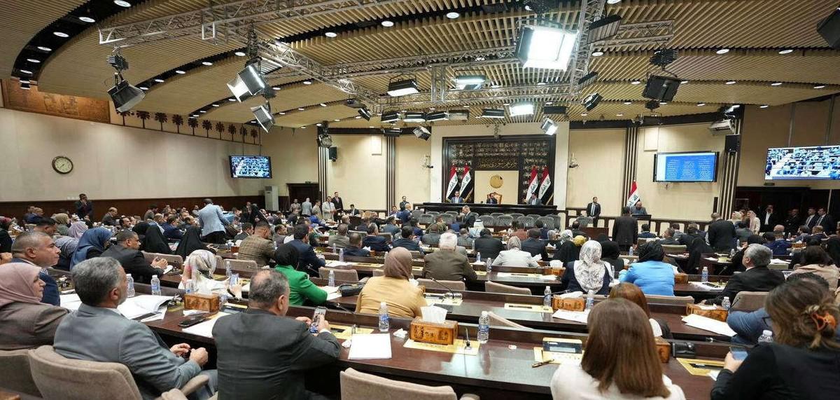 القوانين تضيق الخناق على الصحافة في العراق