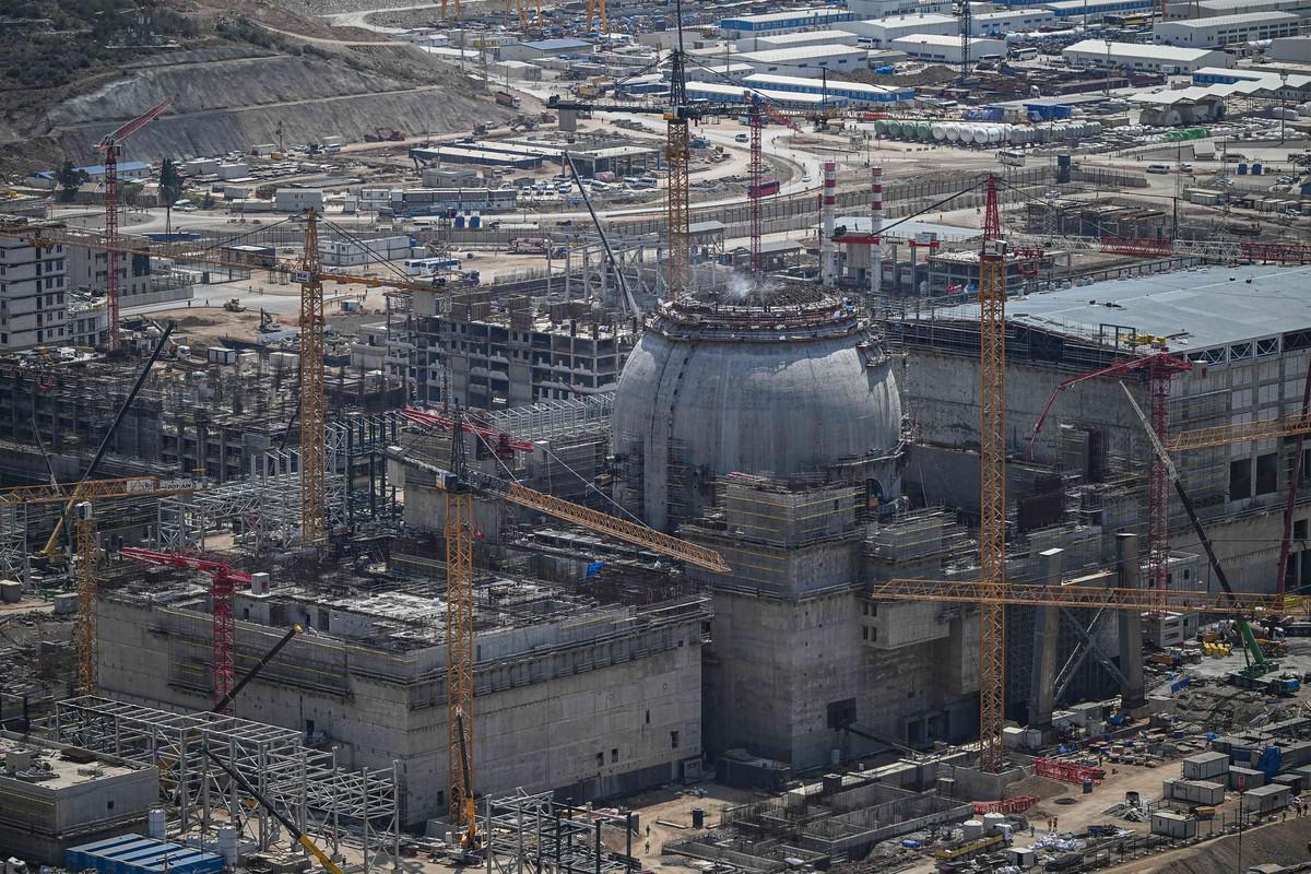 شركة روسية تملك وتبني المحطة تضطر لشراء الأجزاء من الصين