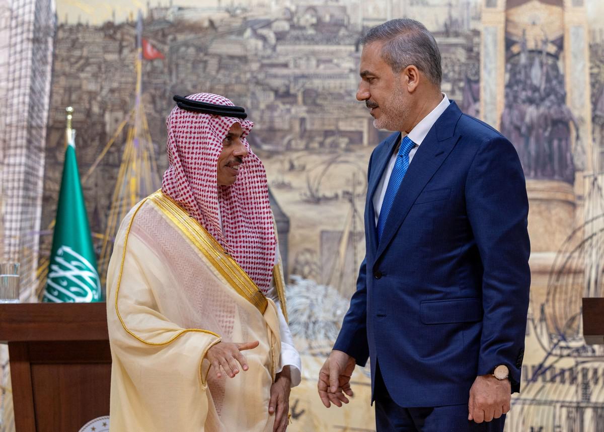 نقطة تحول في السياسة الخارجية التركية 
