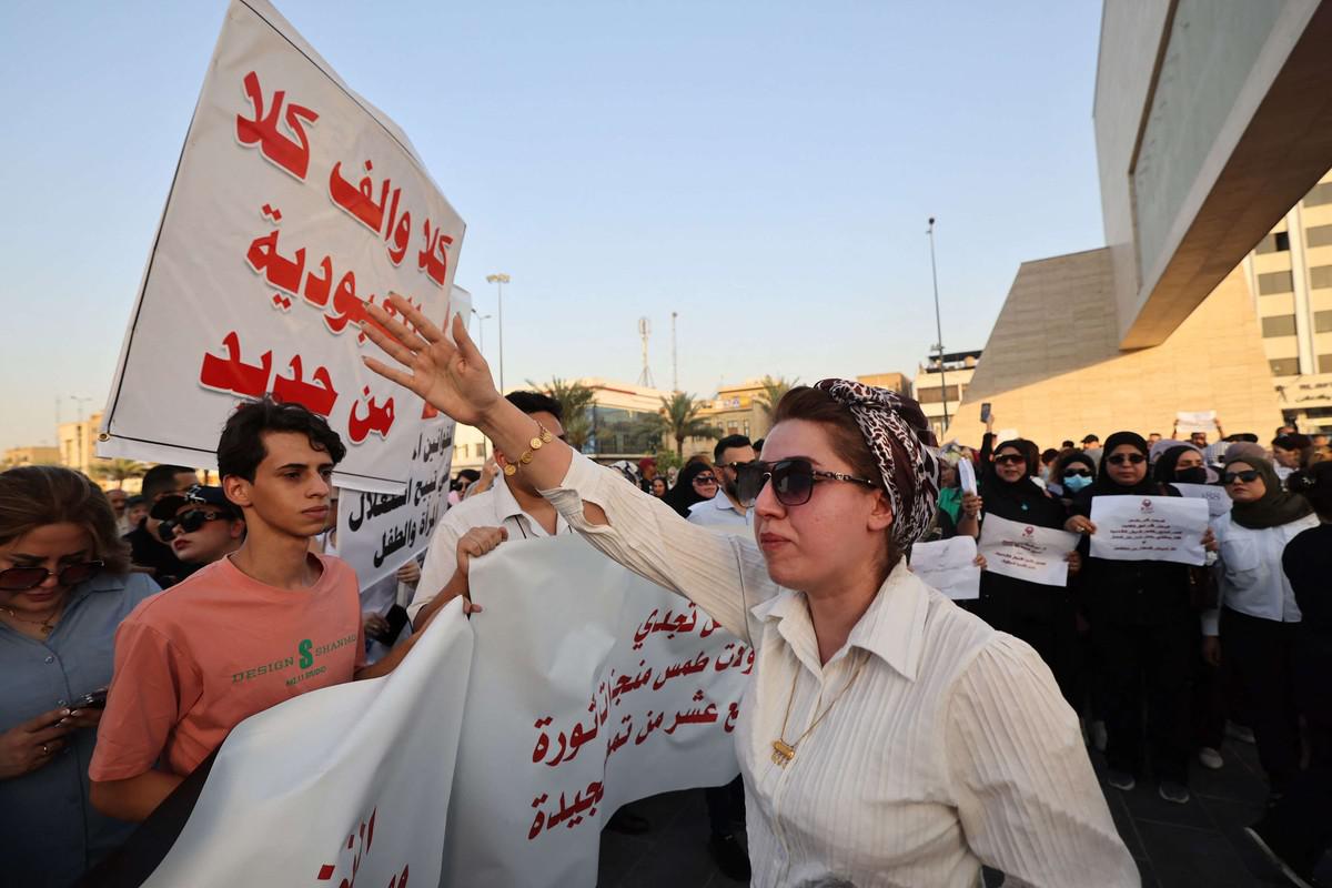 ارتفاع وتيرة الجدل السياسي والشعبي 