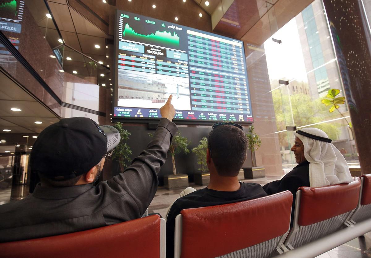 الكويت تحاول مواجهة التداعيات الناجمة عن هبوط أسعار النفط