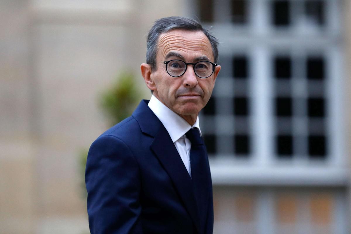 قرار الوزير اليميني قد يزيد من التوتر بين فرنسا و الجزائر