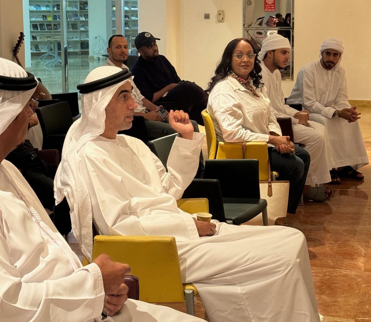 لمجلس الأدبي باتحاد كتاب وأدباء الإمارات