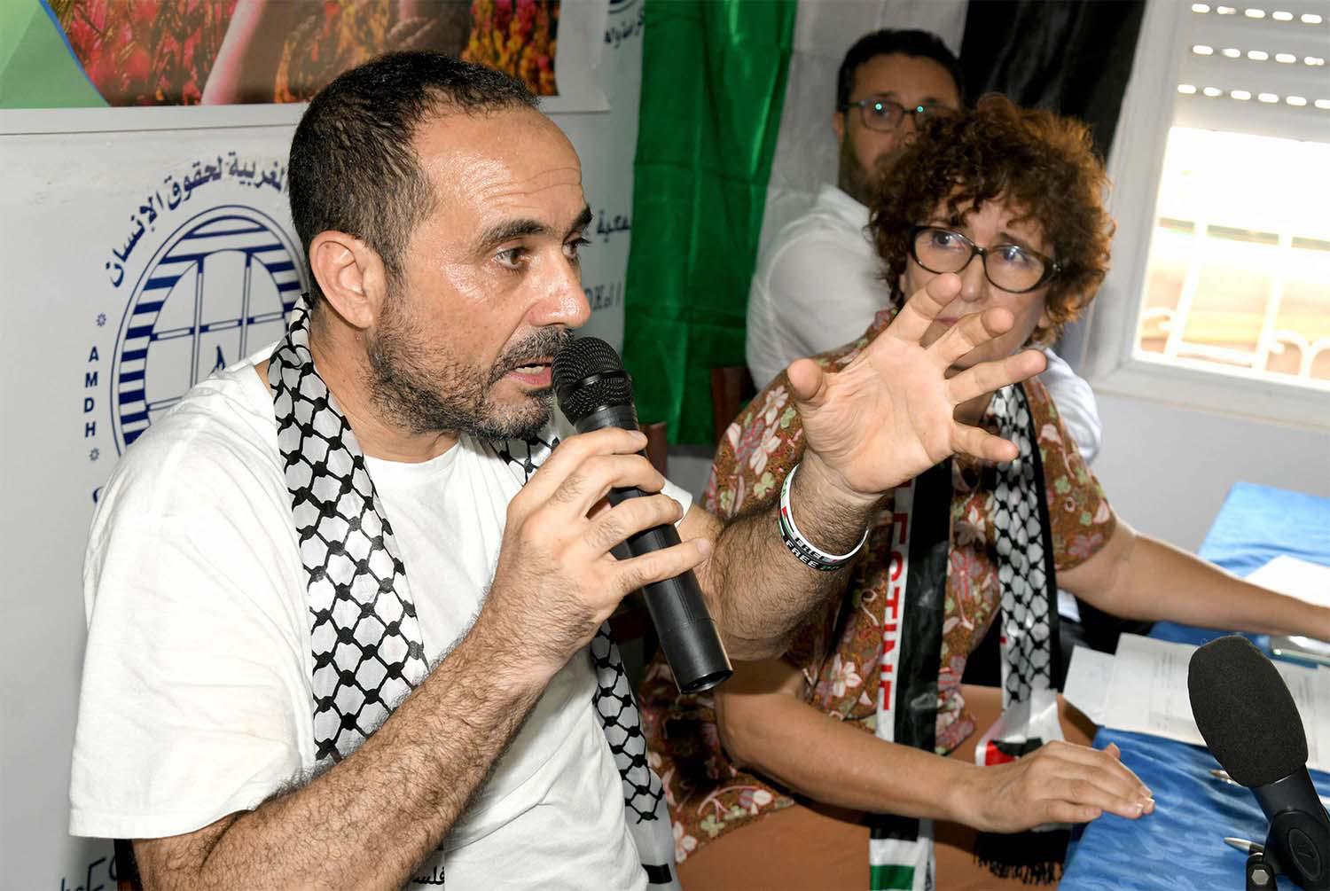 Moroccan journalist Soulaimane Raissouni speaks during a press conference at the Moroccan Association of Human Rights HQ in Rabat