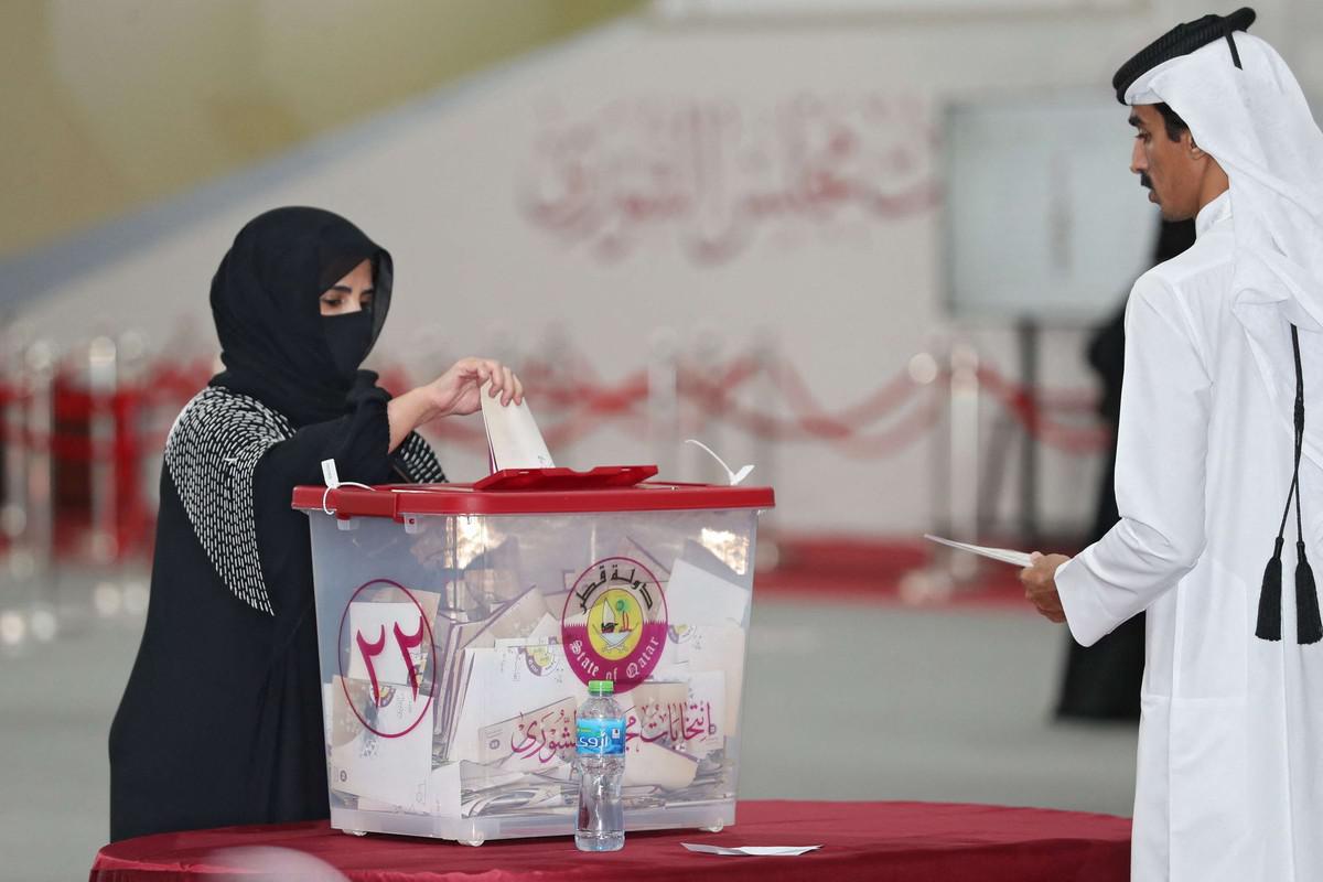 قطر تطوي صفحة تجربة ديمقراطية قصيرة