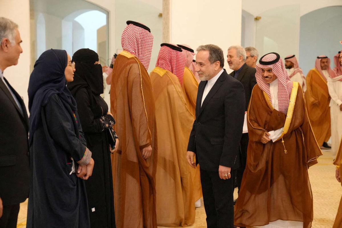 مباحثات إيرانية سعودية لتجنيب المنطقة تصعيدا غير مسبوق  