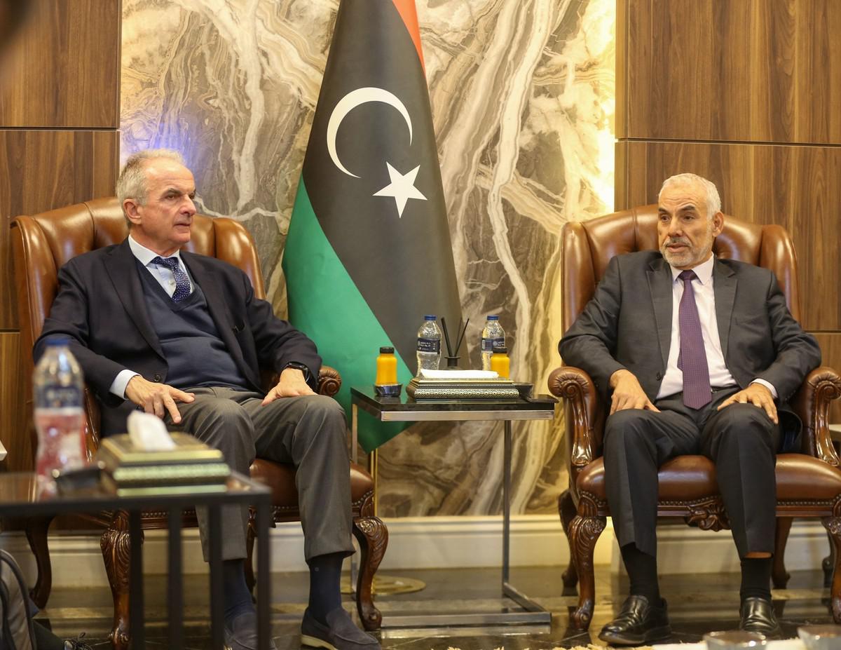 الحكومة الليبية تسعى لرفع حظر الطيران في الأجواء الأوروبية 