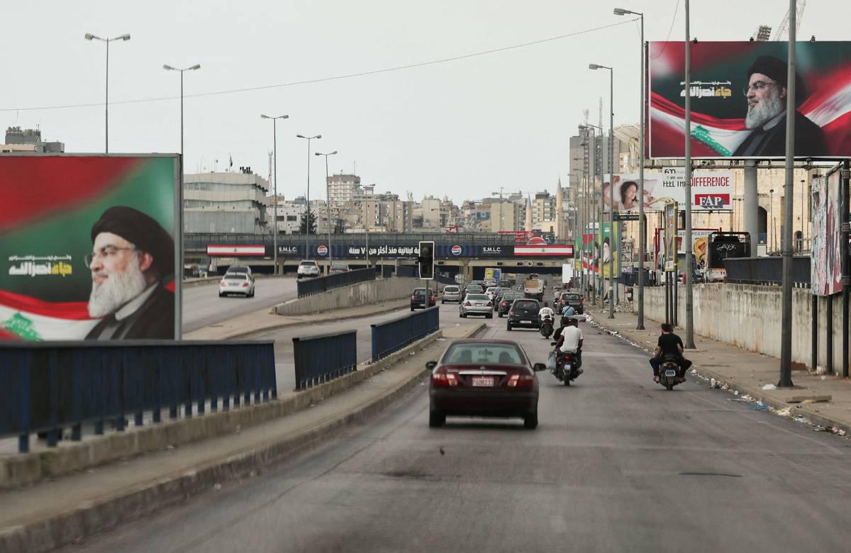 جداريات لحسن نصرالله في مقتربات بيروت مع الضاحية