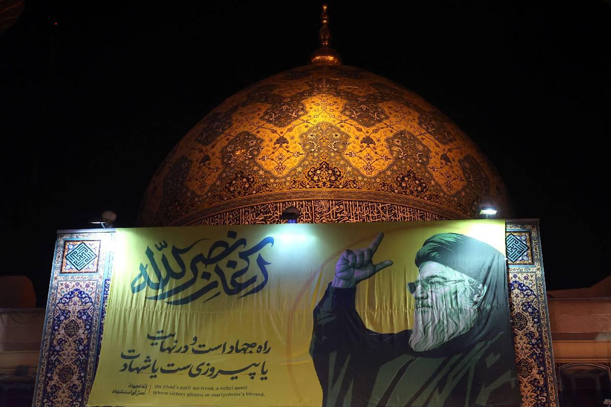 جدارية في طهران لحسن نصرالله
