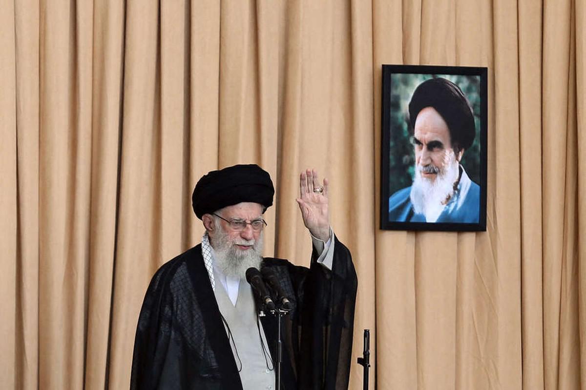 خامنئي يعتبر أن حماس ستبقى حية بعد مقتل السنوار