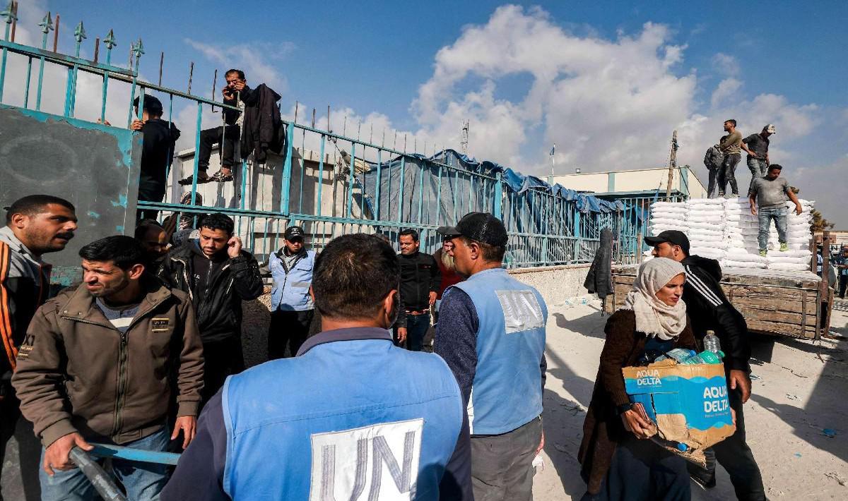 الآلاف من الفلسطينيين يعتمدون بشكل شبه كلي على مساعدات الأونروا