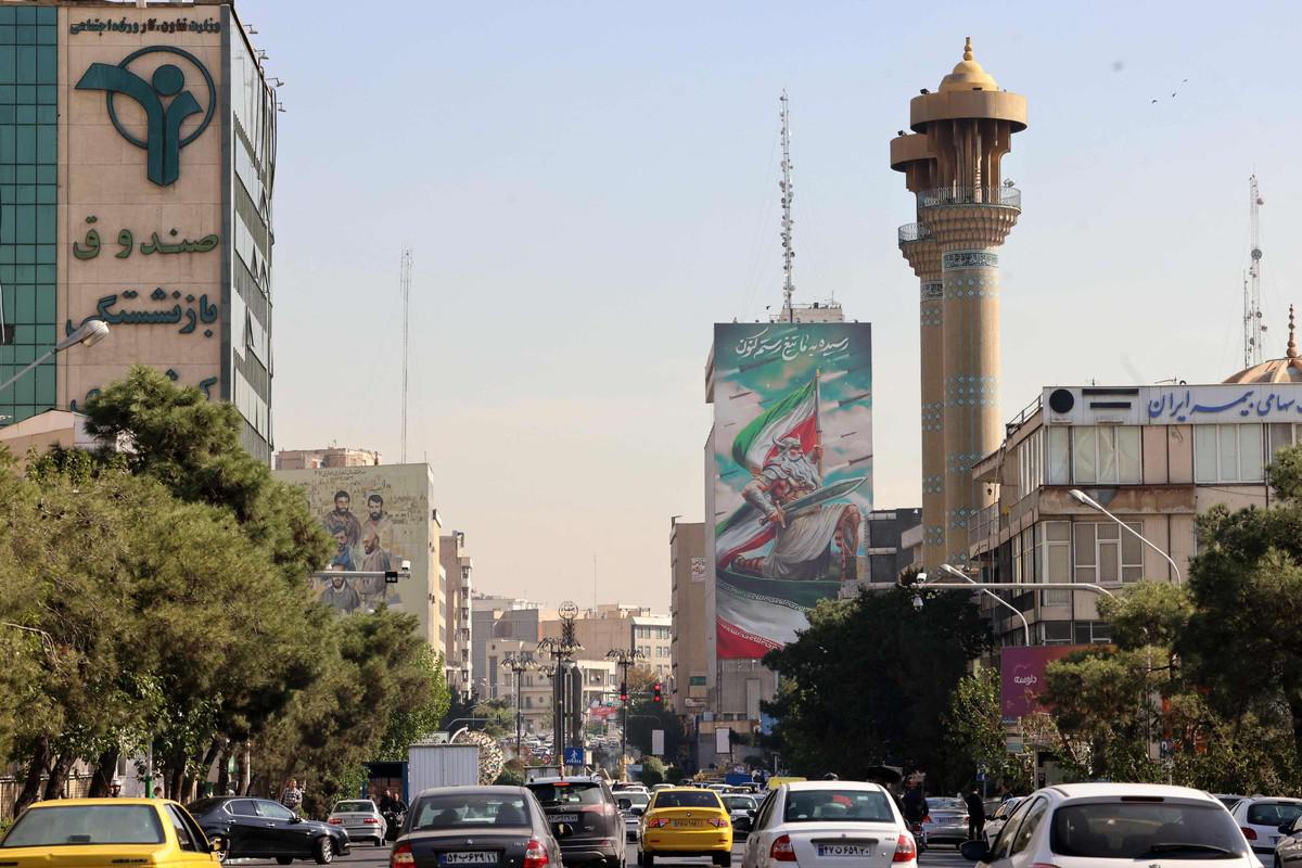 الشعب الايراني يدفع ثمن العقوبات