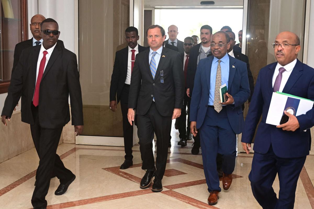 واشنطن تفرض ضغوطا لانهاء الأزمة السودانية