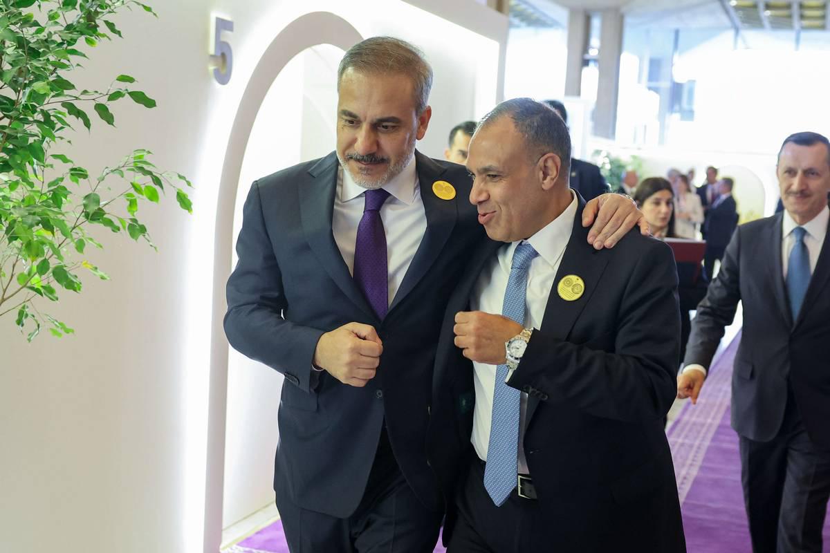 وزيرا الخارجية المصري بدر عبدالعاطي والتركي هيكان فيدان في الاجتماع التحضيري لقمة الرياض العربية الإسلامية