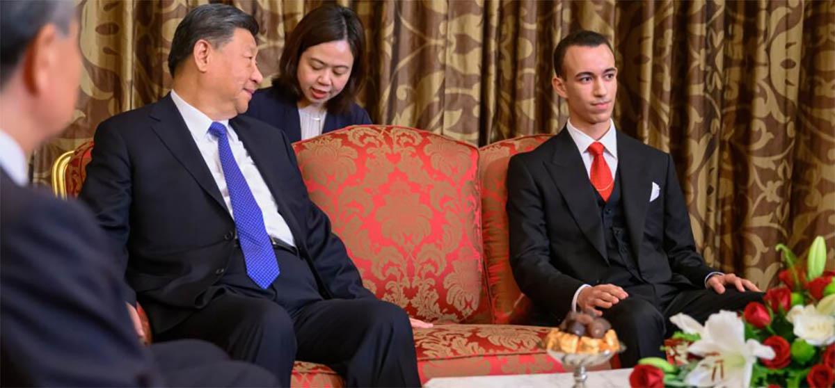 Xi was welcomed by Moulay Hassan in Casablanca