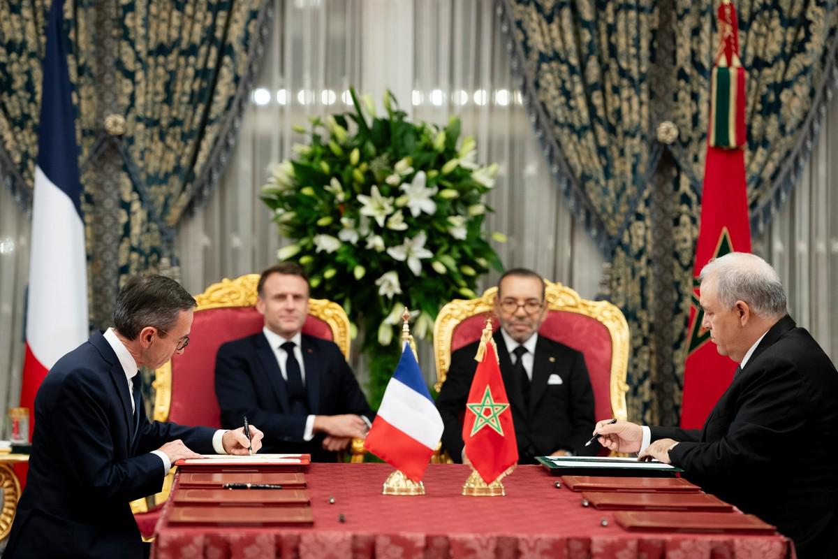 التقارب بين المغرب وفرنسا يربك الجزائر