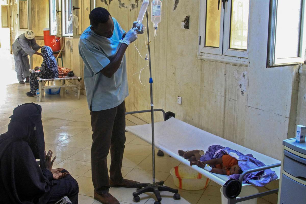 الكوادر الصحية في السودان تعمل في ظروف صعبة 