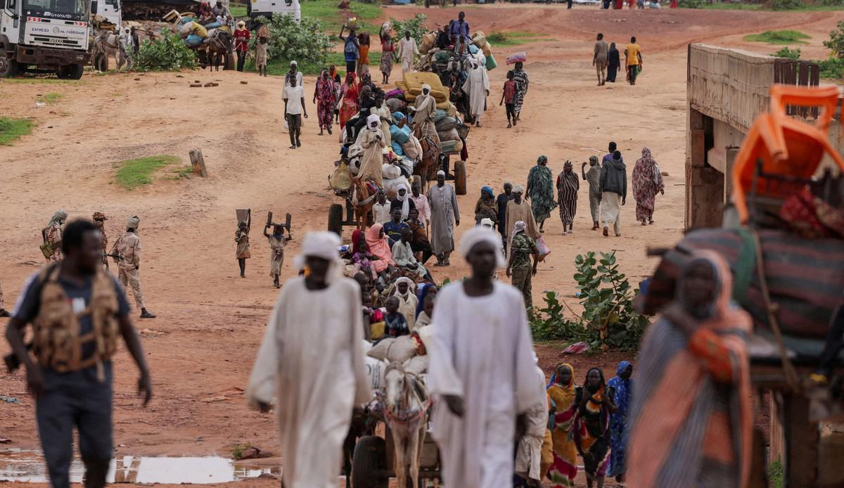 أكثر من 5 آلاف سوداني يفرون يوميا إلى جنوب السودان 