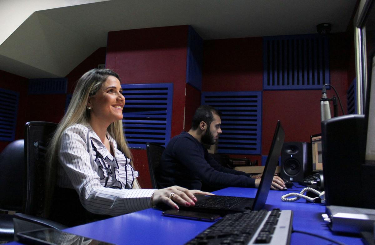 الإعلام السوري يسعى إلى استعادة توازنه بعد سقوط نظام الأسد 