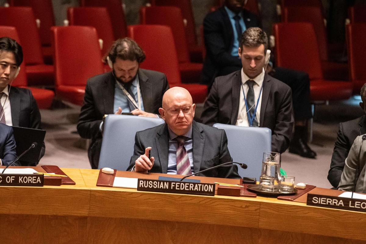 المندوب الروسي اتهم الولايات المتحدة بتجاهل دعم أوكرانيا لمجموعة مصنفة ارهابية