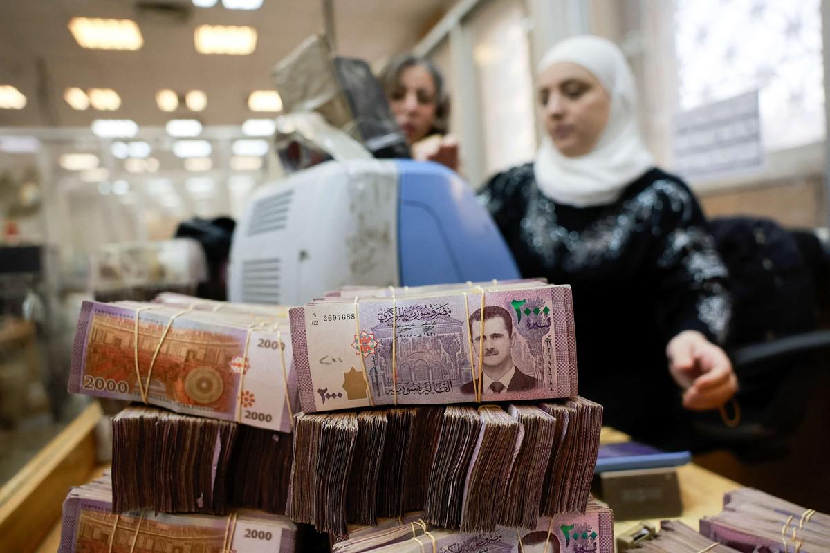 بوادر جيدة لتحسن متوقع للاقتصاد السوري مع حديث عن جهود لاعادة الاعمار