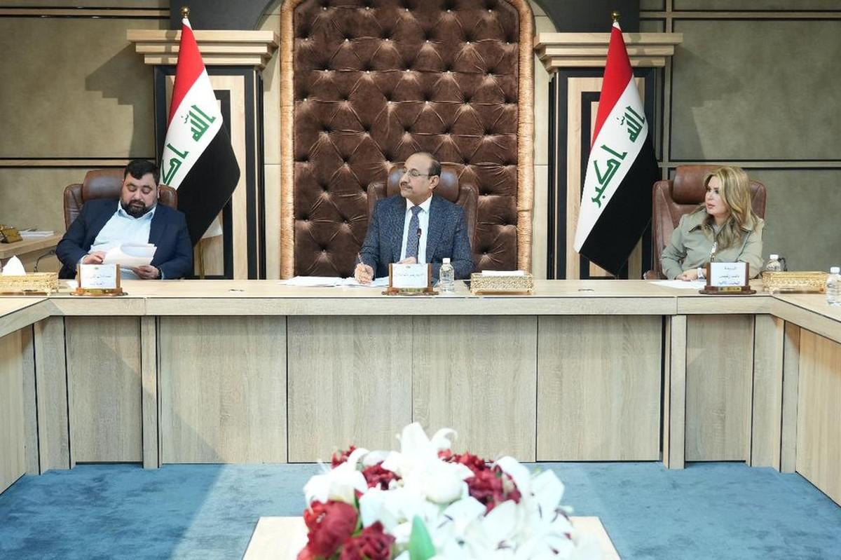 البرلمان فشل منذ أشهر في إقرار القوانين