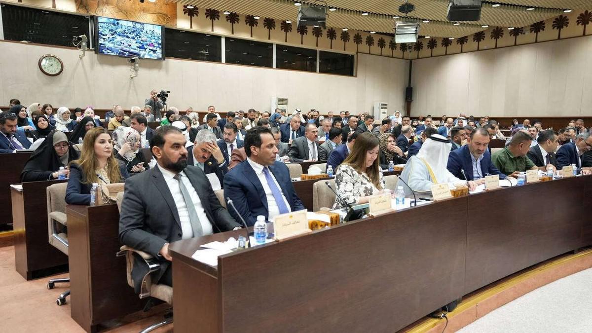 لا توافق في البرلمان على التغيير الوزاري