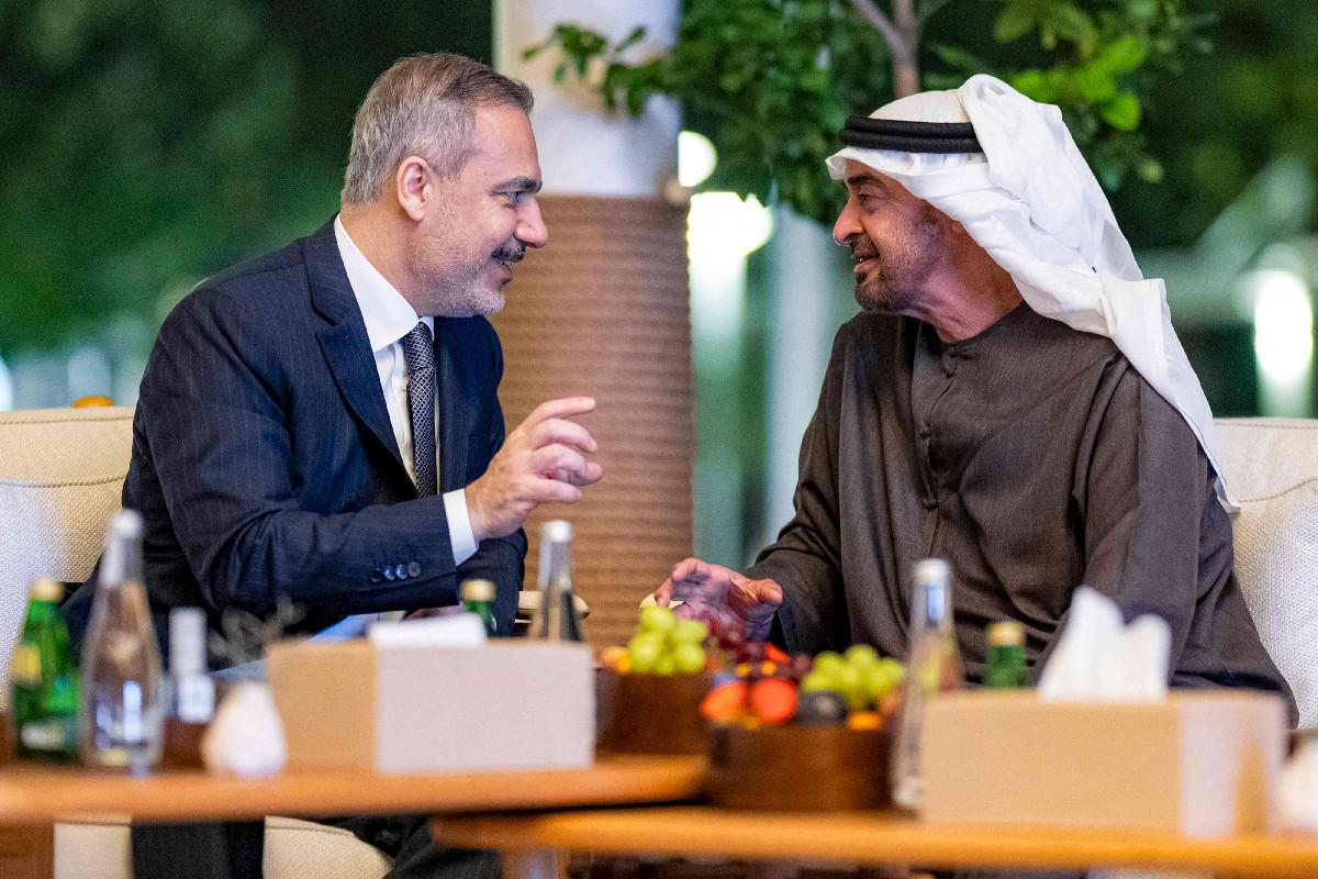 حرص إماراتي على السلام والاستقرار في سوريا