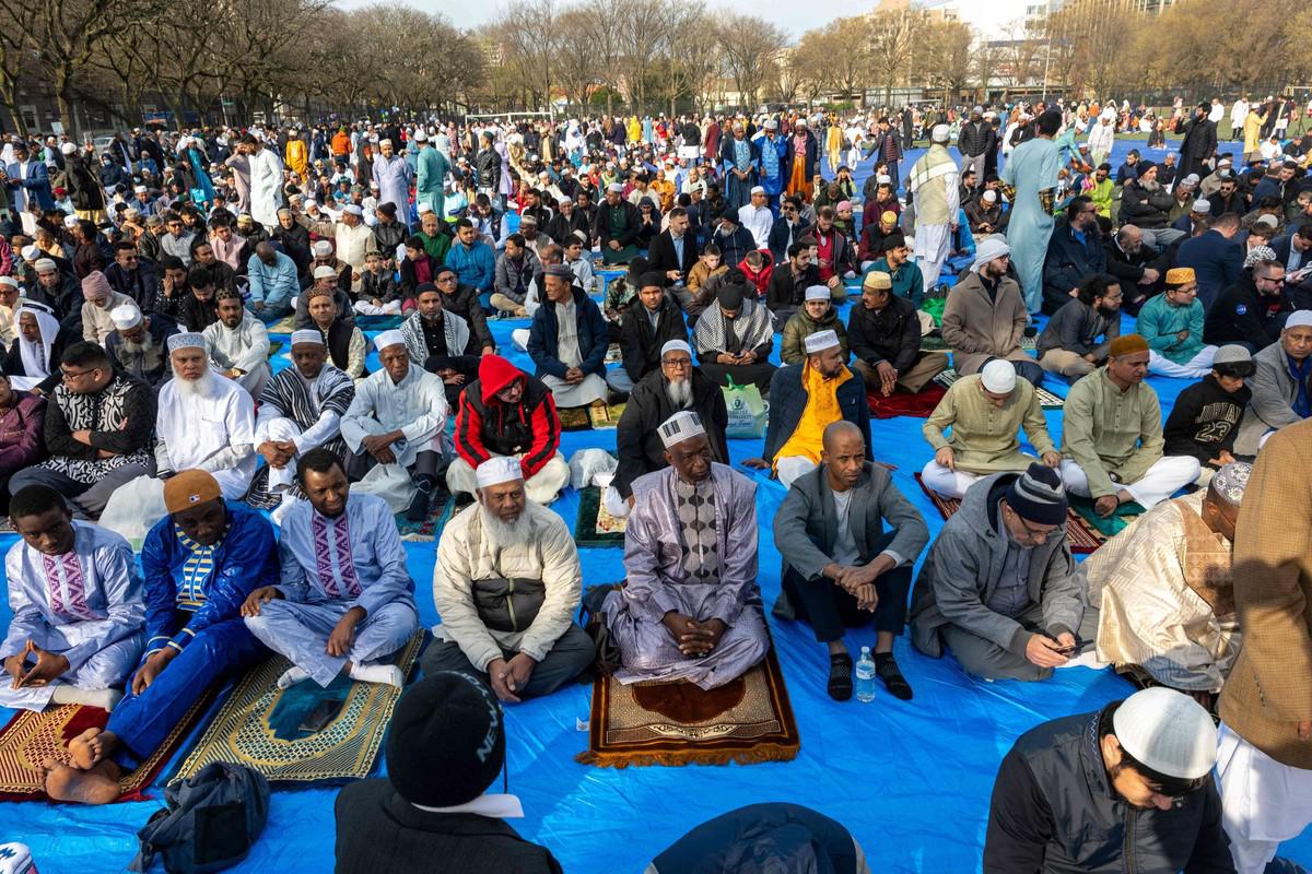 بايدن يقر بتزايد العداء للمسلمين والعرب في أميركا 