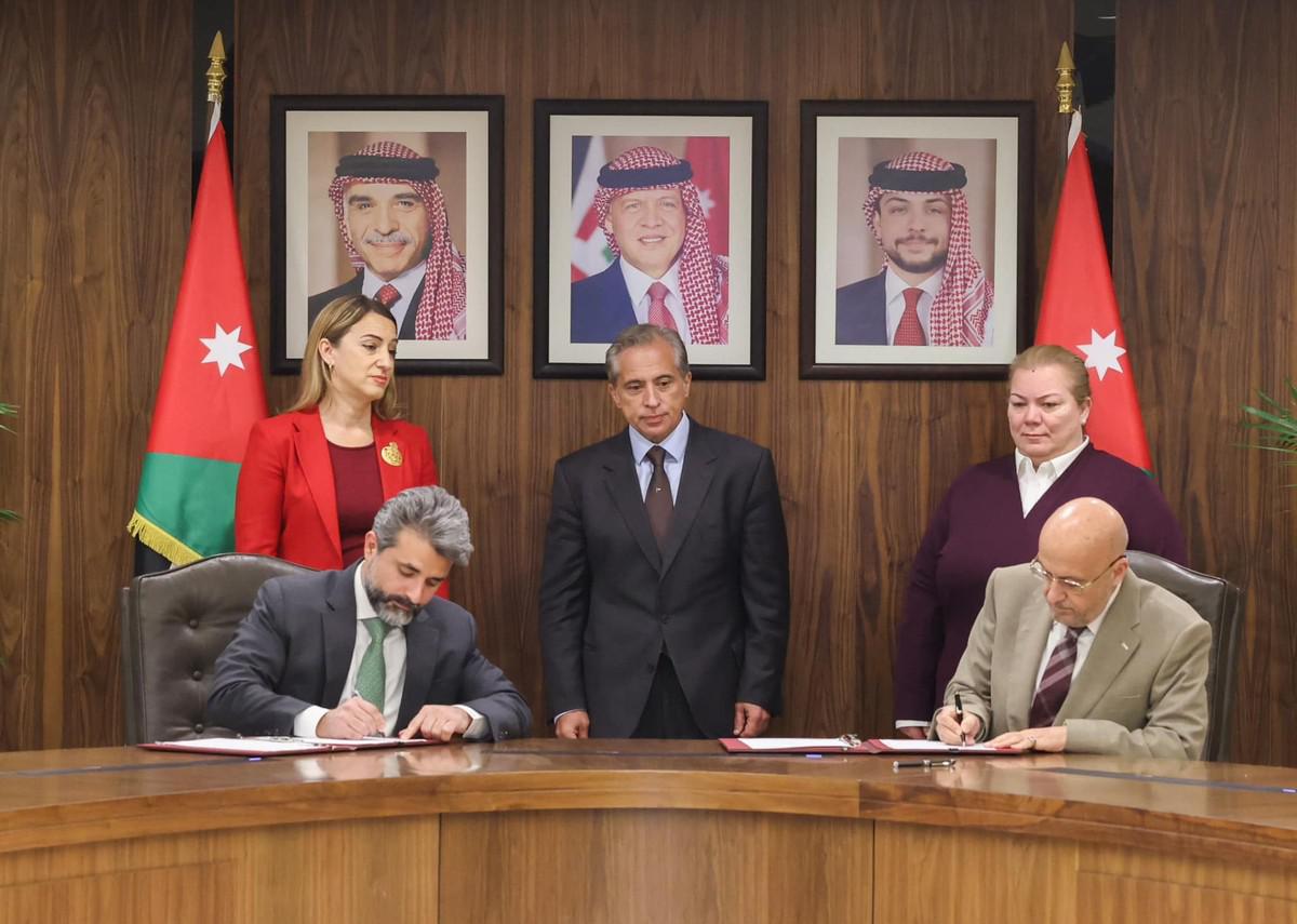 الناقل الوطني يعد أكبر مشروع للبنية التحتية يتم بناؤه في الأردن 