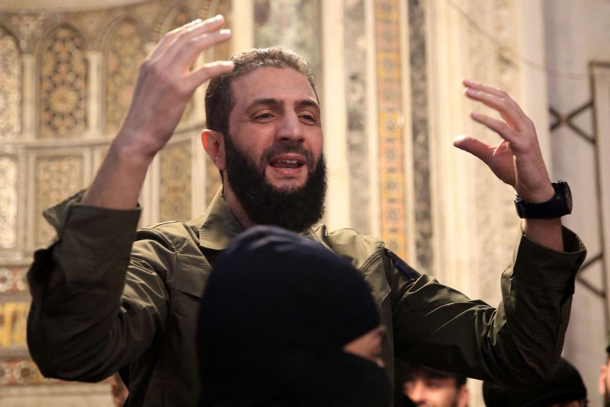 الشرع تعهد بمنح الفرصة لجميع السوريين للمشاركة في الحوار 