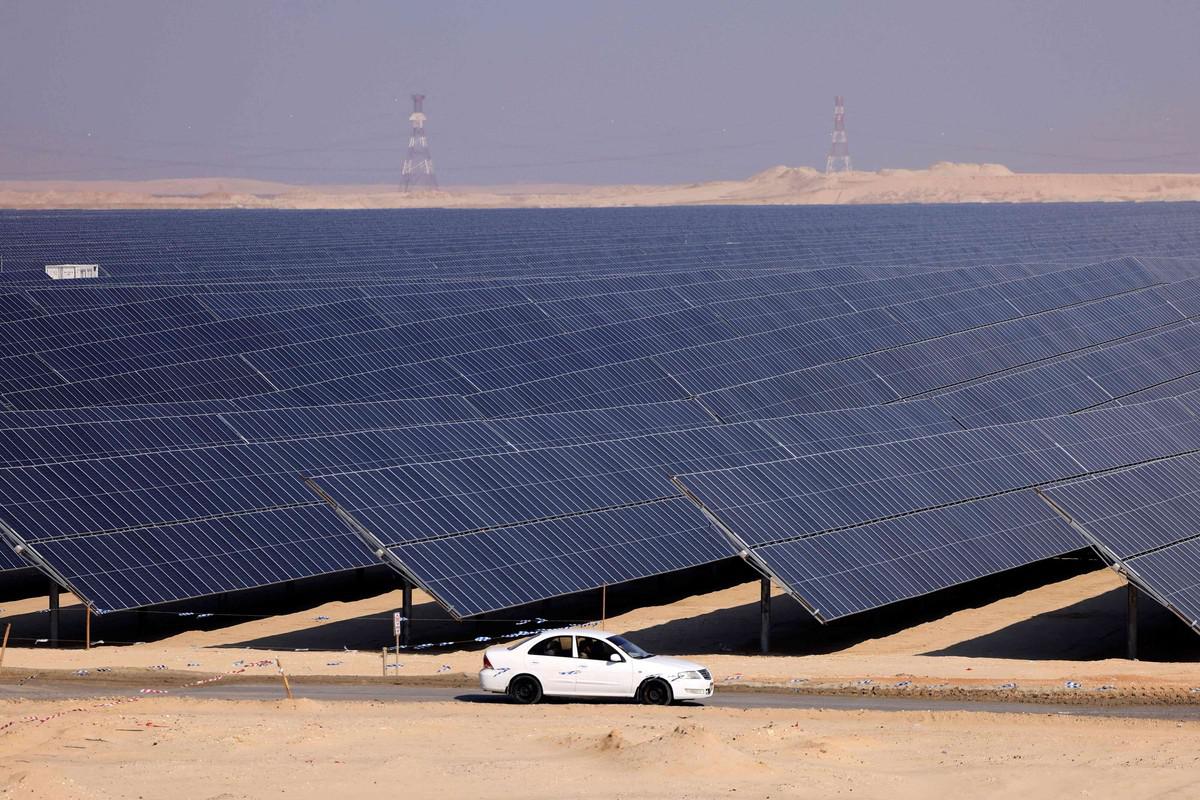 الإمارات تنفق مليارات الدولارات على المشاريع الصديقة للبيئية 
