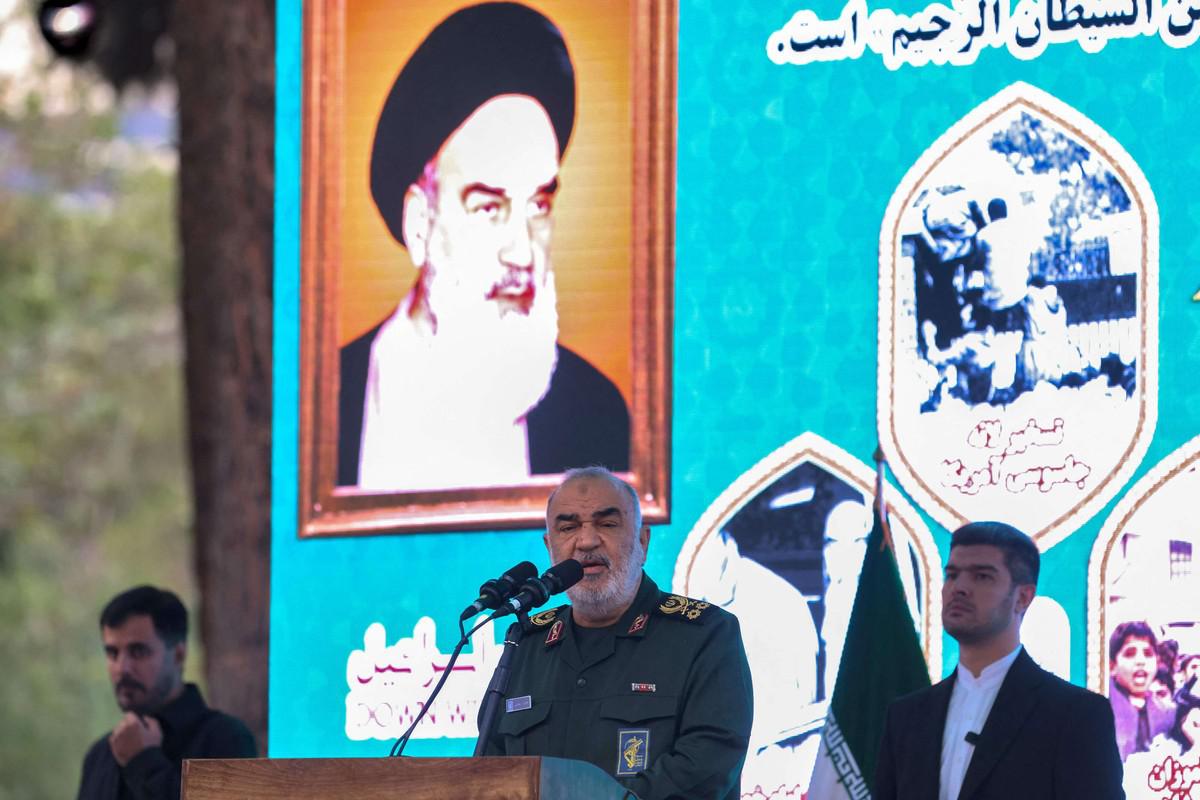 الحرس الثوري يحاول إبراز قوته