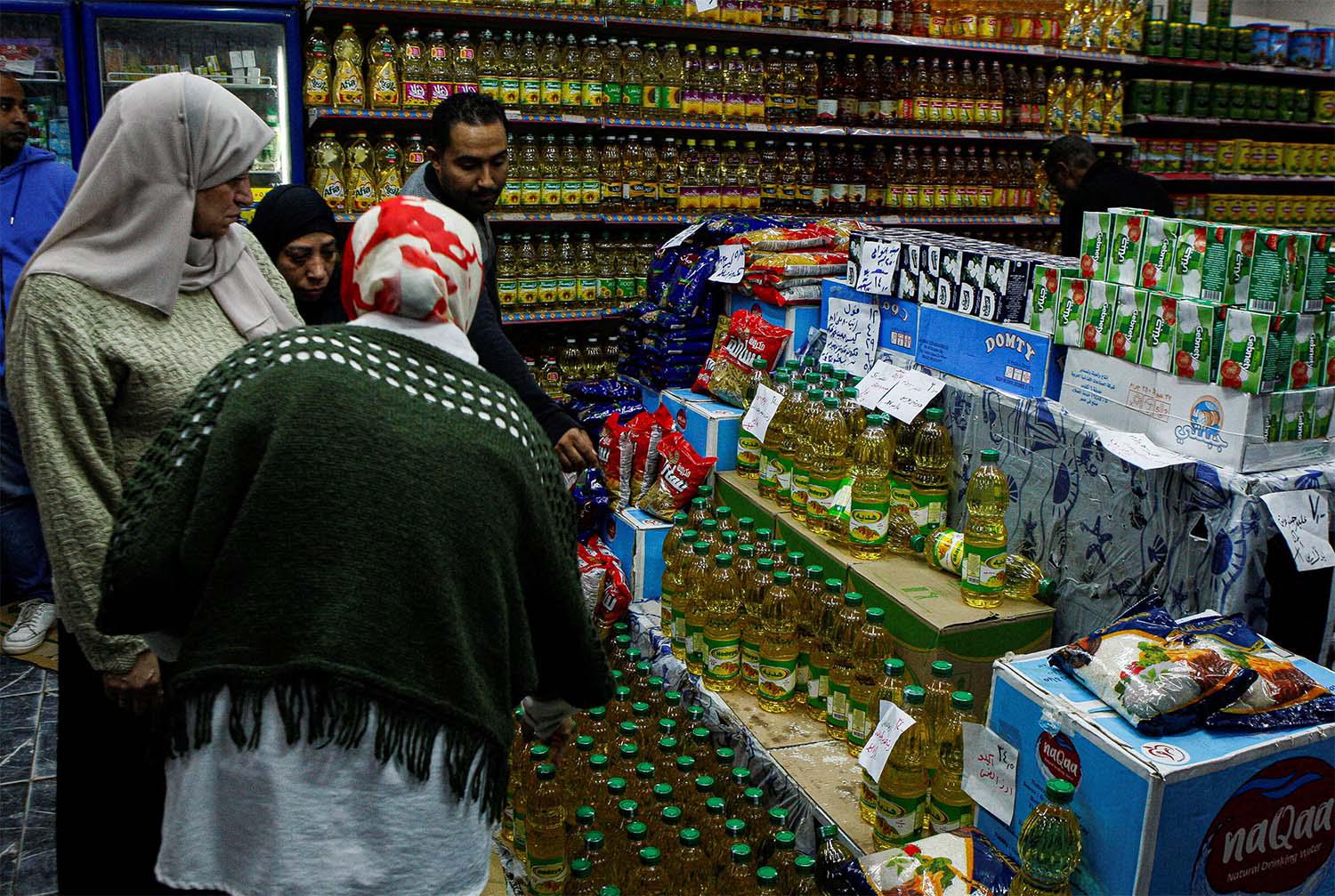 Food prices dropped by 1.5% in December after a 2.8% drop in November