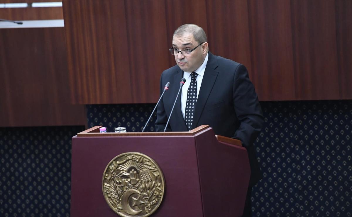 تصريحات تنذر  بمزيد التضييق على الحريات من خلال توظيف القانون