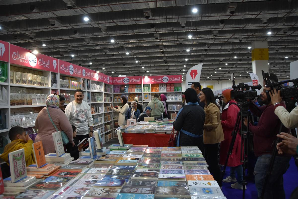 انتقادات واسعة لمصادرة الكتب في معرض القاهرة 